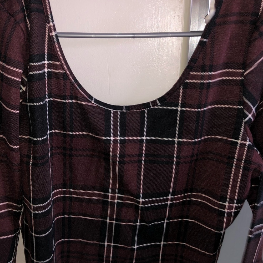 blouse - Picture 2 of 2